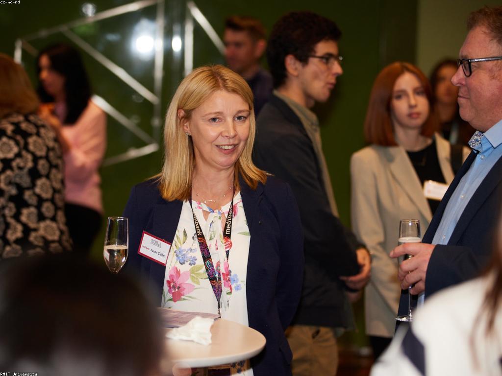 សេវាកម្មឧបត្ថម្ភ: ជំនួយប្រសើរដើម្បីជោគជ័យ